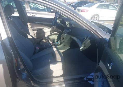 2007 Infiniti G35 Sport W/6-Speed Manual z USA, uszkodzony, nr VIN JNKBV61E27M705309